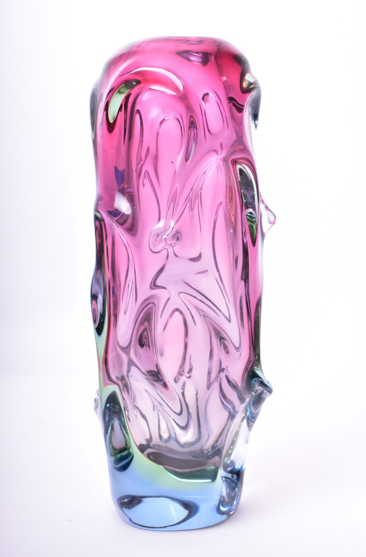 MANNER OF JAN BERANEK X SKDLOVICE - TALL CZECH 1960S GLASS VASE