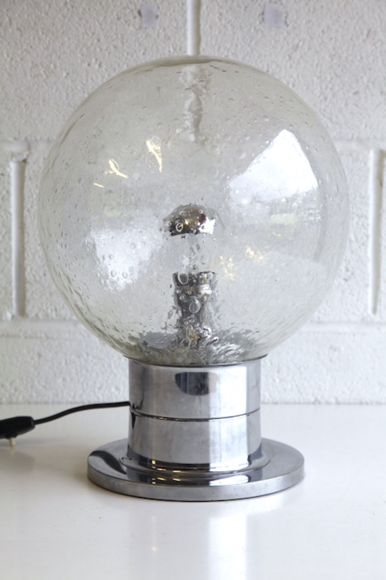 20TH CENTURY 1970S CHROME AND BUBBLE GLASS TABLE LAMP