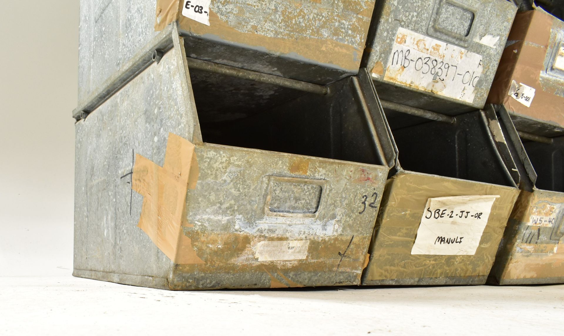 TWENTY-EIGHT VINTAGE METAL INDUSTRIAL STACKING TRAYS - Image 7 of 7