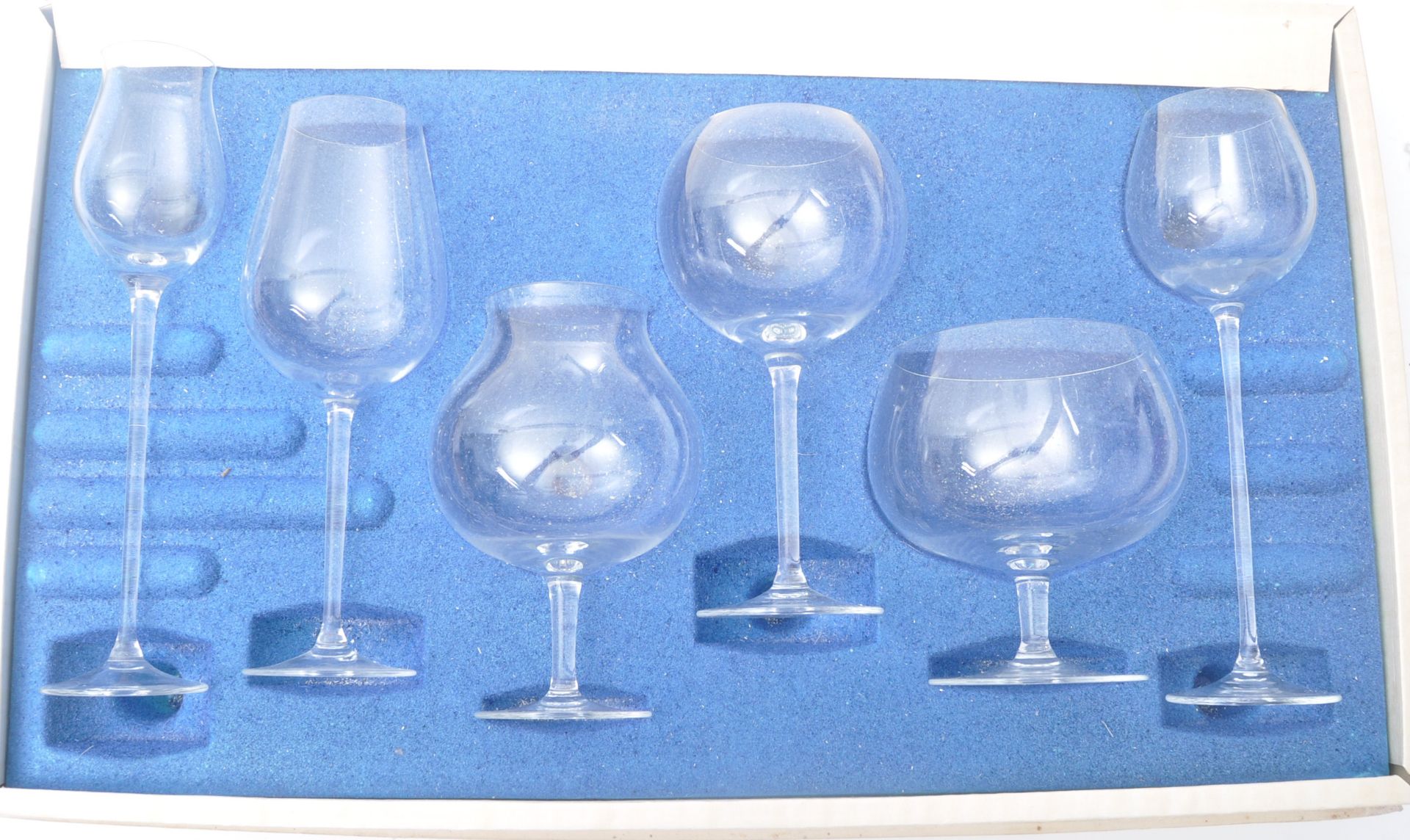 MOSER PRAHA GLASS - SET OF CLUB'S PHYSIOGNOMICAL SNIFTERS - Image 6 of 7