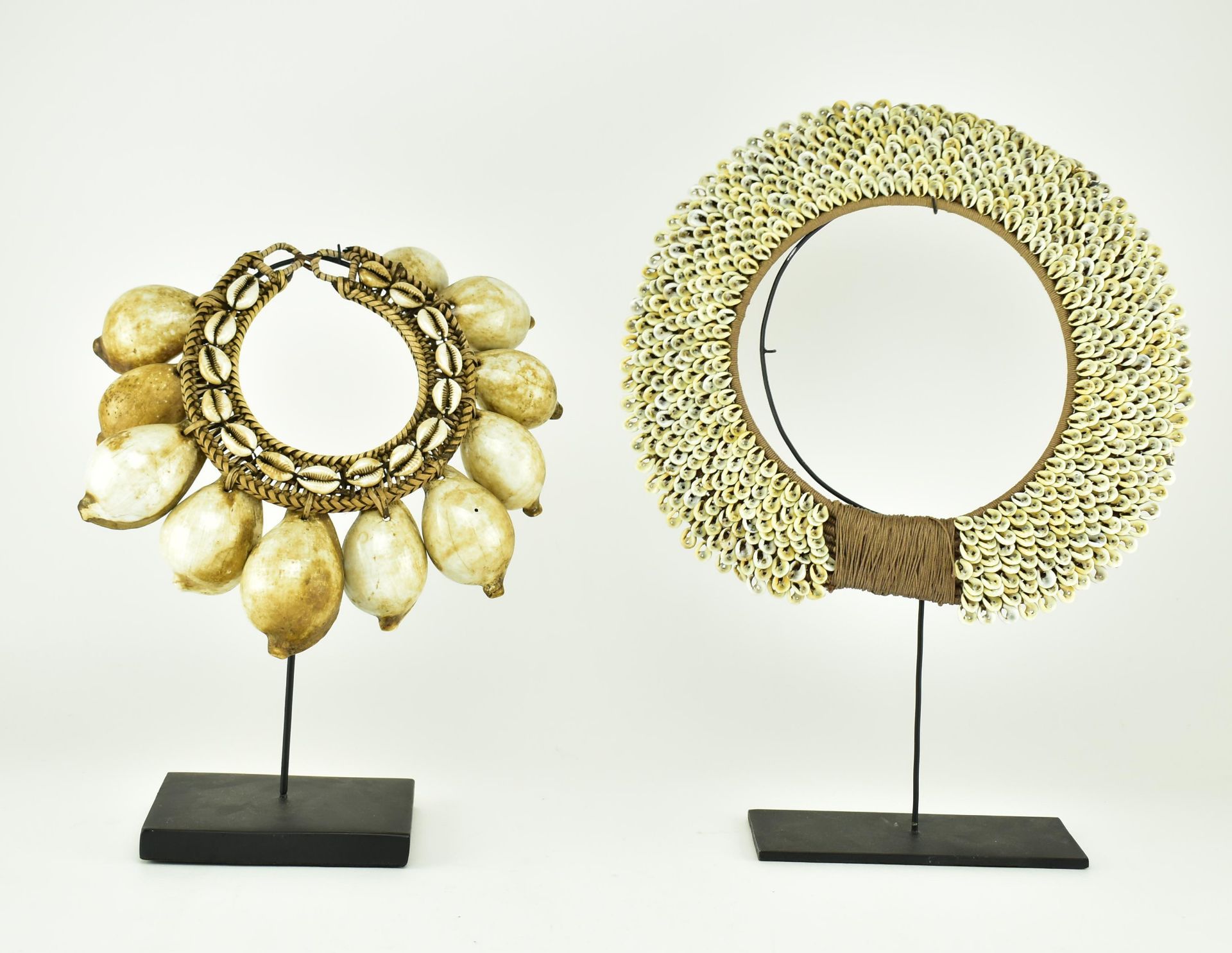TWO ROCHE BOBOIS NATURAL SHELL NECKLACE ON STAND - Image 2 of 6