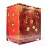 20TH CENTURY JAPANESE INFLUENCE LACQUERED MEDIA CABINET