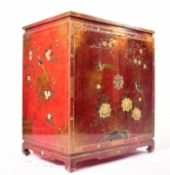 20TH CENTURY JAPANESE INFLUENCE LACQUERED MEDIA CABINET