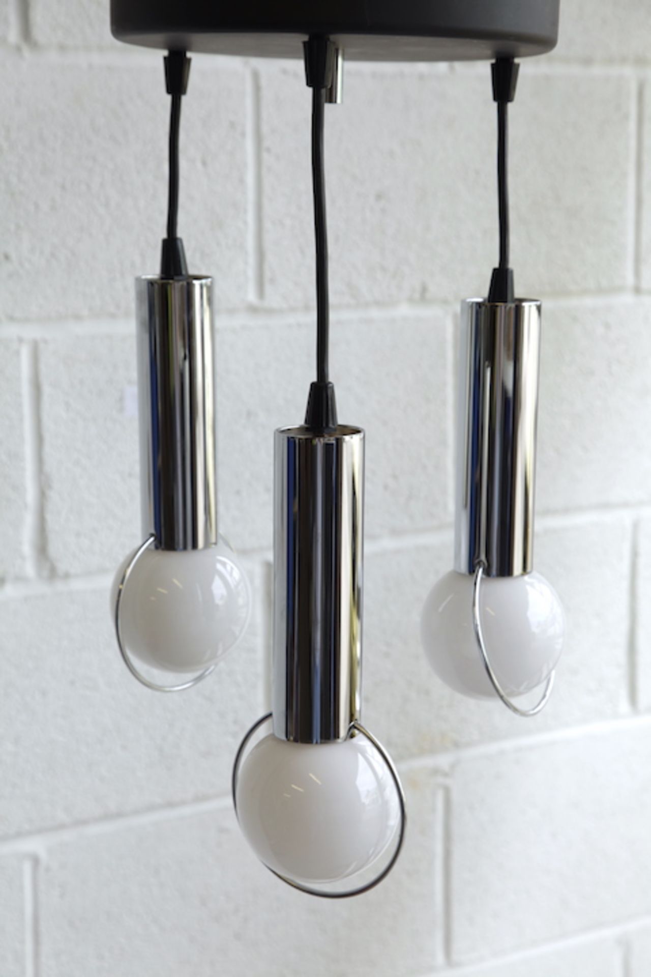20TH CENTURY 1970S CHROME AND WHITE GLASS CEILING LIGHT - Image 2 of 2