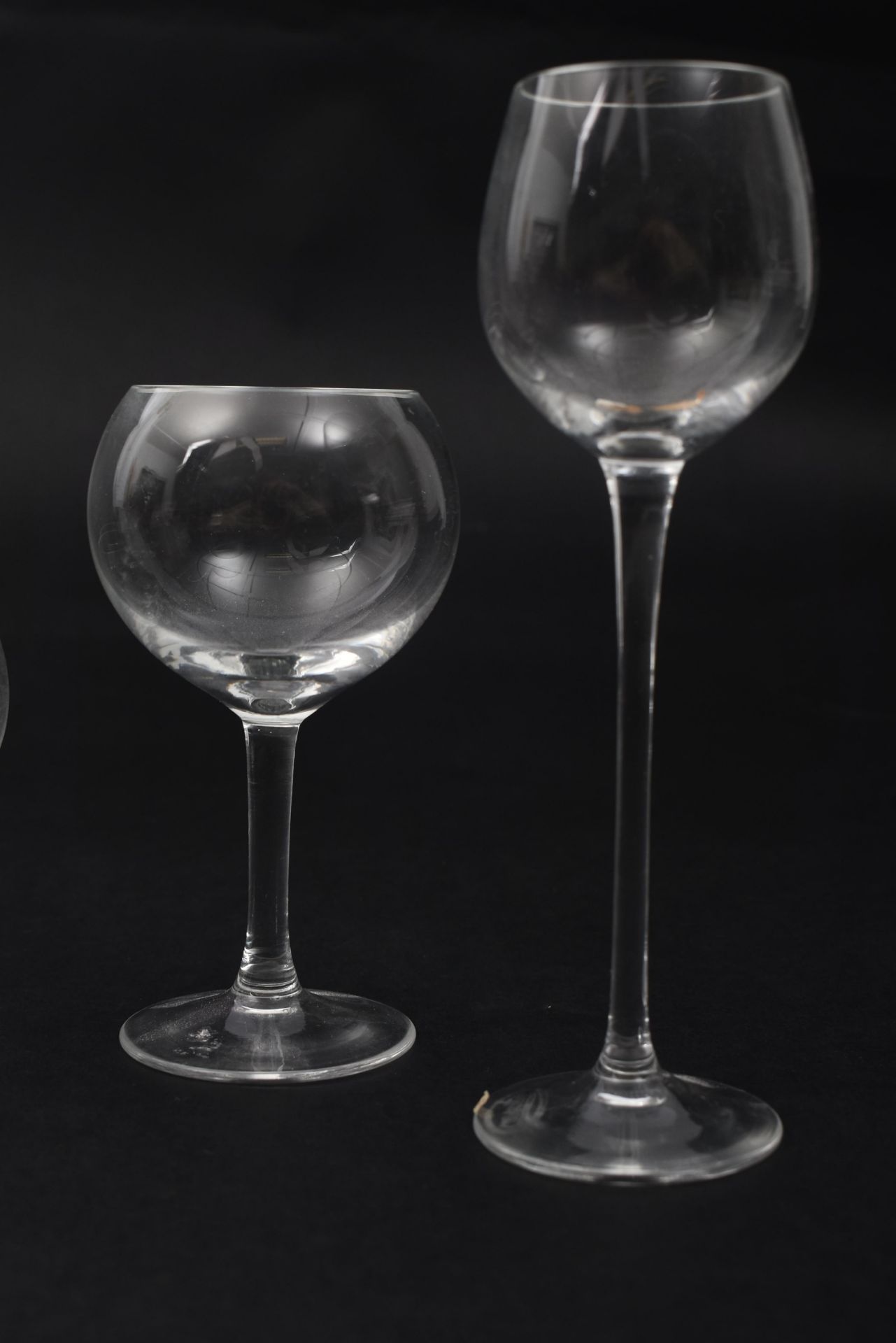 MOSER'S PRAHA GLASS - RETRO MINIATURE SNIFTER GLASSES - Image 4 of 8