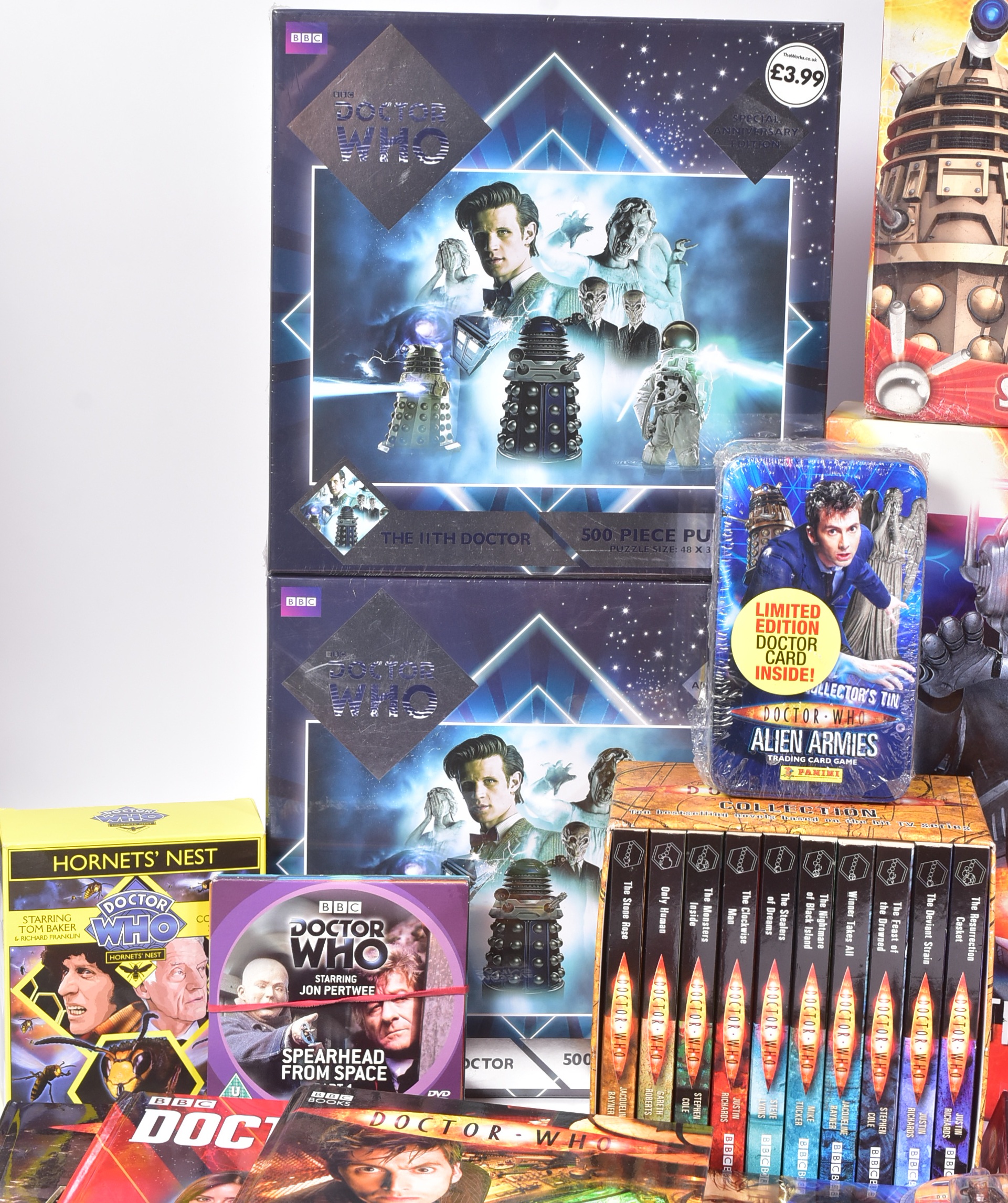 DOCTOR WHO - ASSORTED COLLECTION OF MEMORABILIA - Image 3 of 7