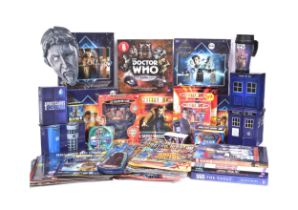 DOCTOR WHO - LARGE COLLECTION OF MEMORABILIA / MERCHANDISE