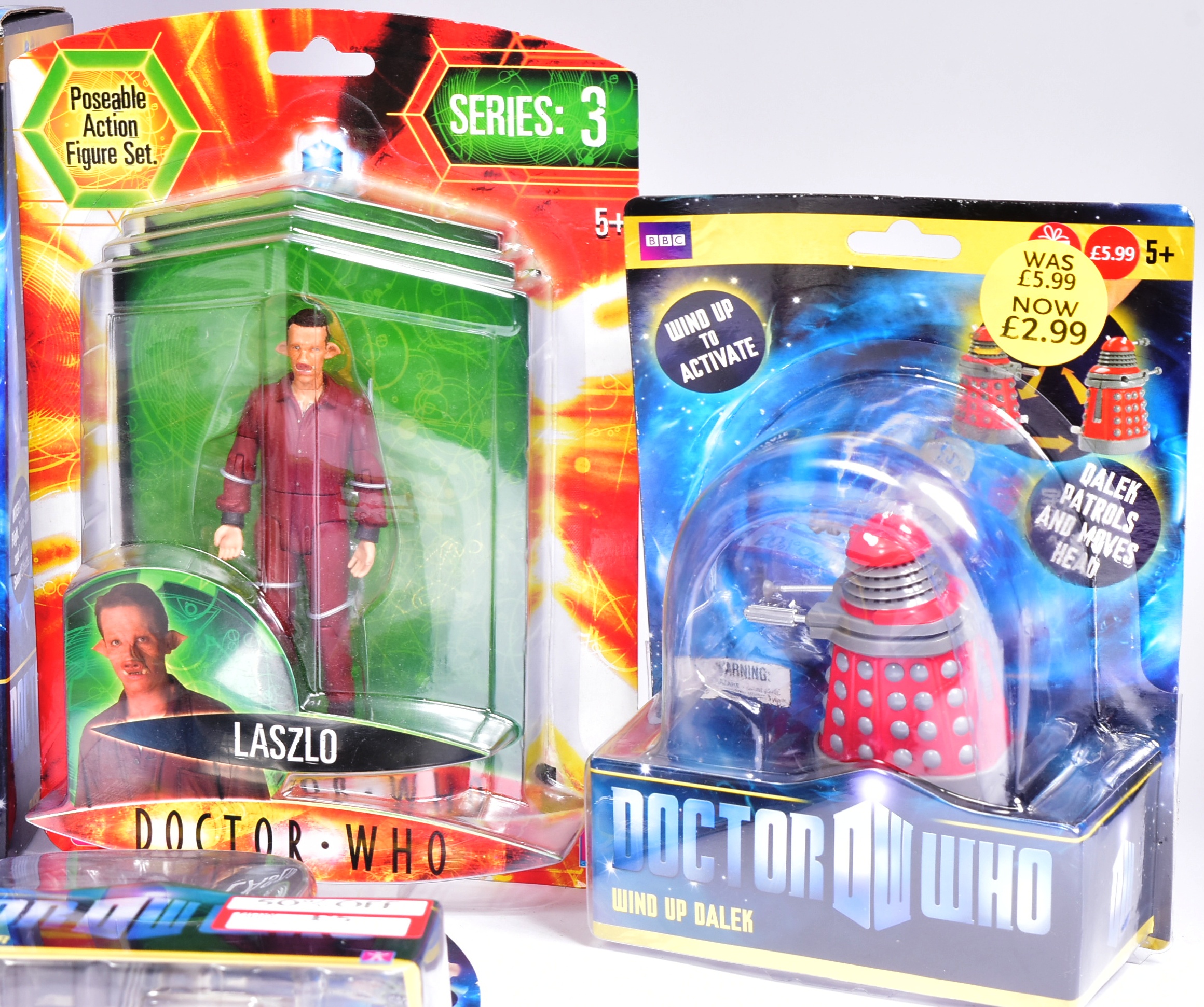 DOCTOR WHO - COLLECTION OF ACTION FIGURES & PLAYSETS - Image 3 of 5