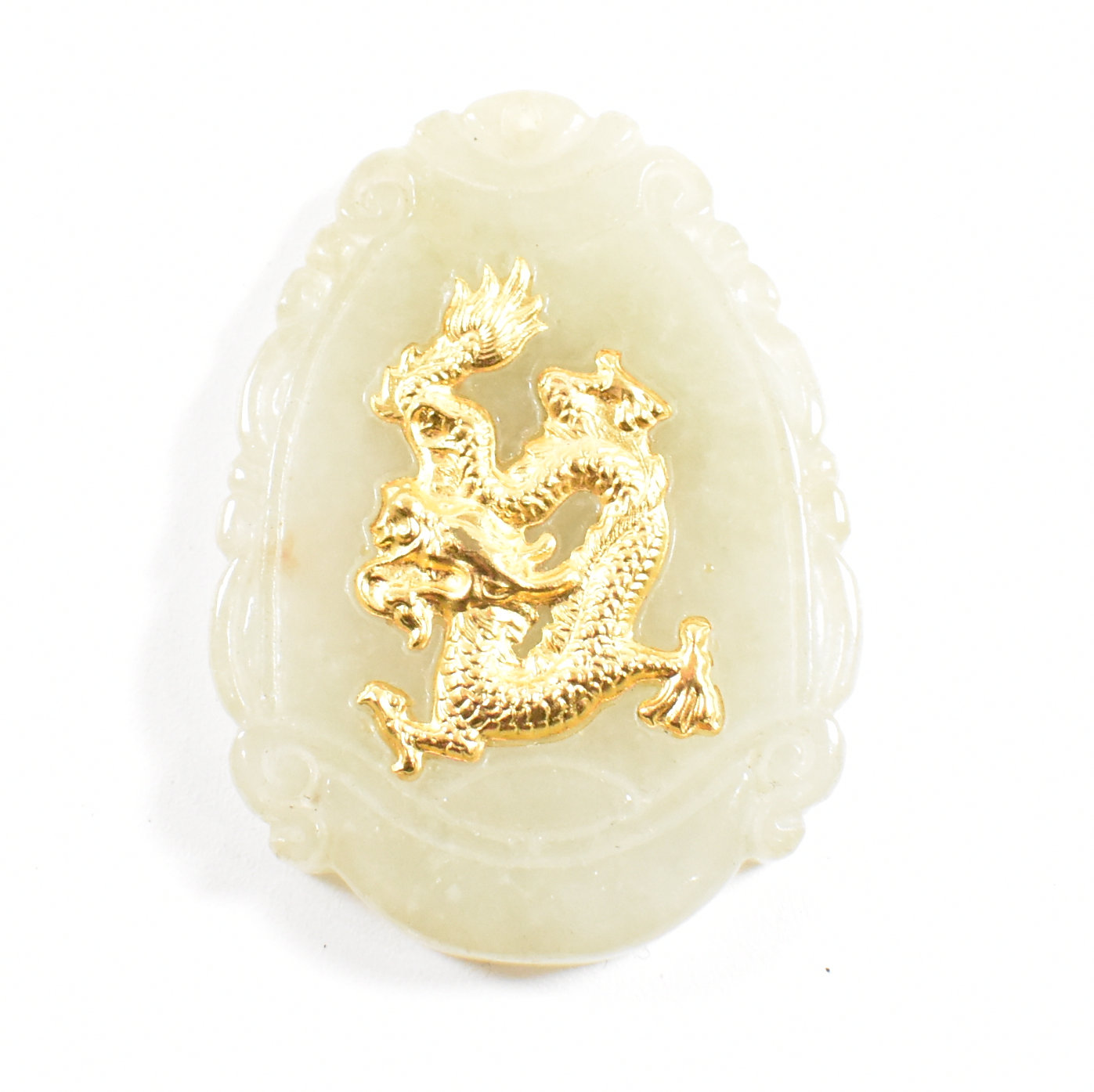 CHINESE JADE NECKLACE PENDANT