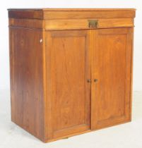 EARLY 20TH CENTURY 1920S ARTS & CRAFTS OAK SIDEBOARD