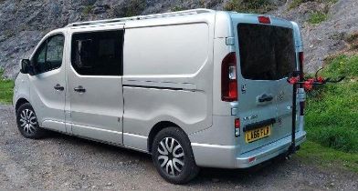 LA66FLR - VAUXHALL VIVARO 1.6 CDTi CUSTOM BUILT CAMPER VAN