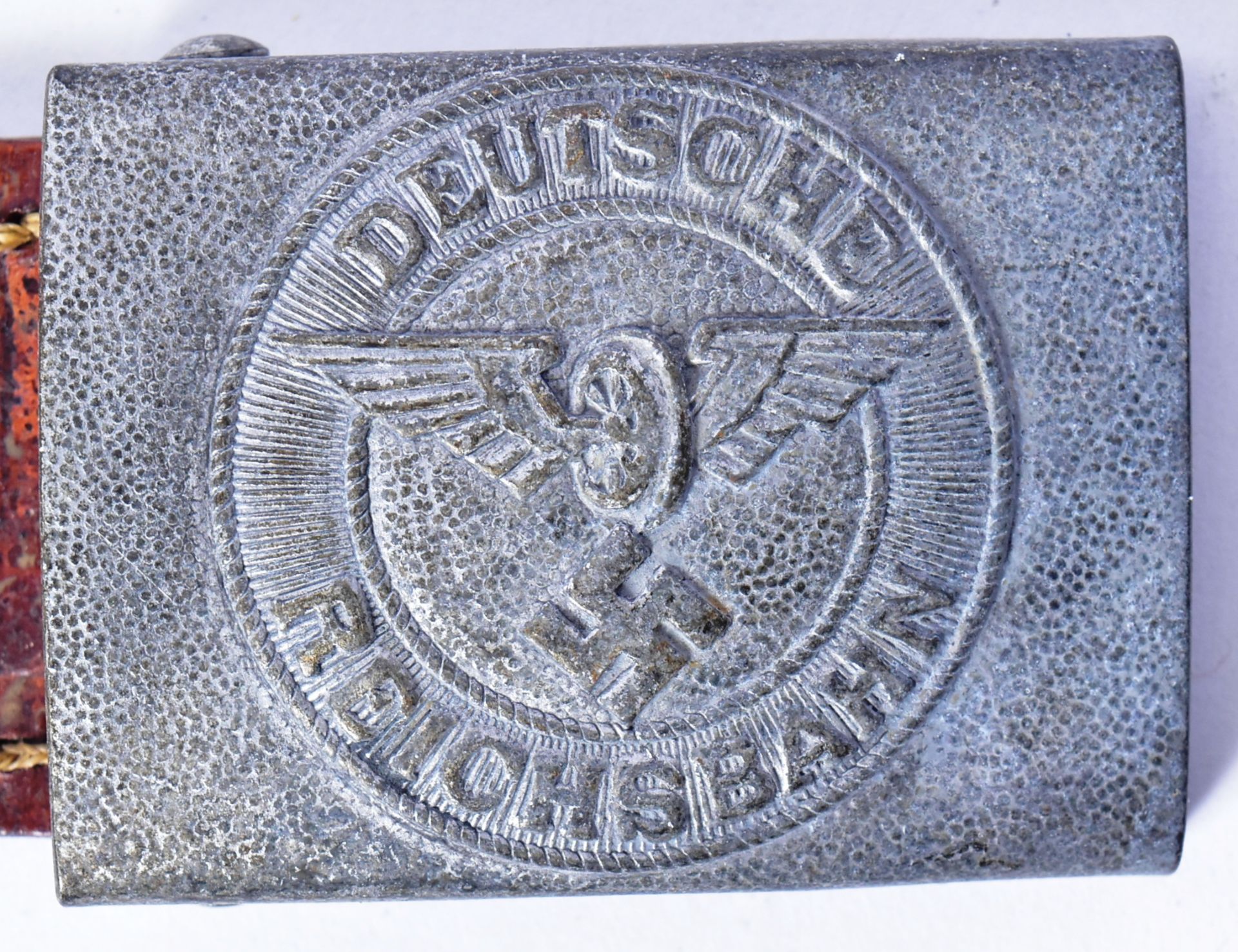 WWII SECOND WORLD GERMAN RAILWAY WORKERS BELT BUCKLE - Bild 2 aus 3