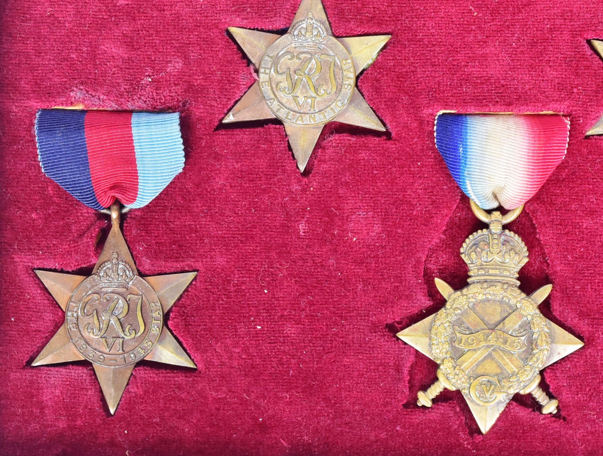 WWI & WWII MEDAL GROUP - PRIVATE IN THE GLOUCESTER REGIMENT - Bild 4 aus 6