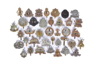COLLECTION OF ASSORTED BRITISH MILITARY CAP BADGES