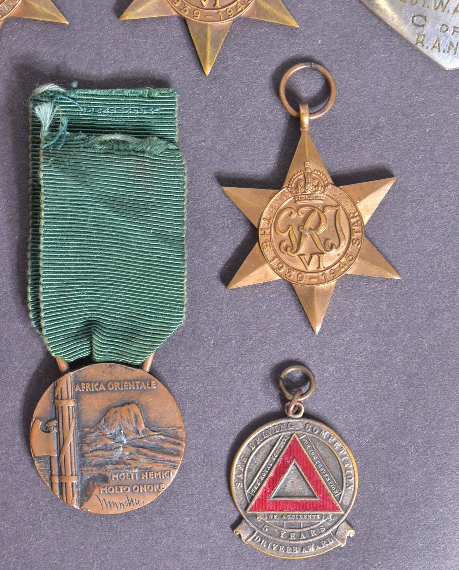 MEDALS - WWI & WWII + OTHER EFFECTS - Bild 5 aus 6