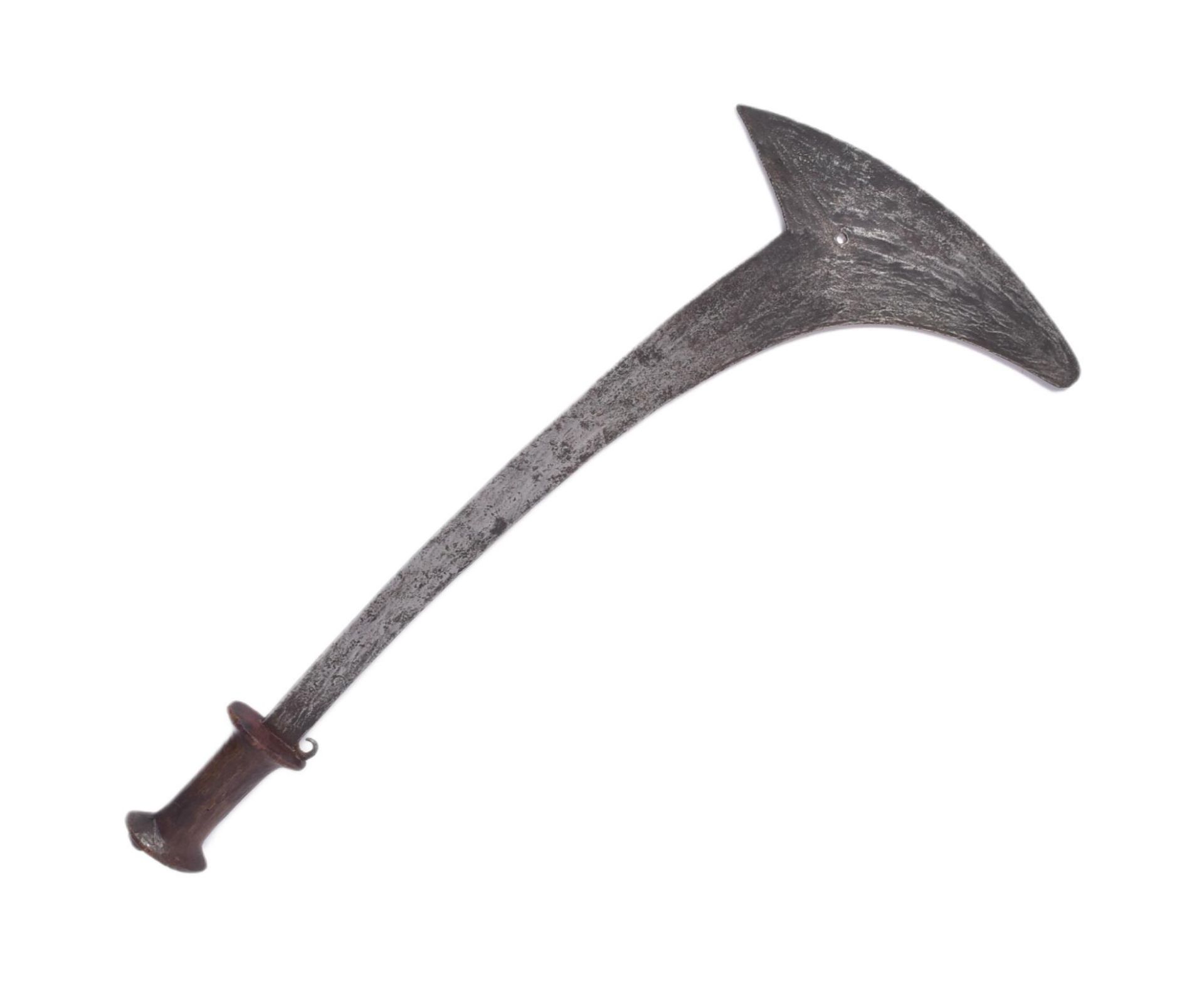 CENTRAL AFRICAN GBAYA PEOPLE THROWING AXE
