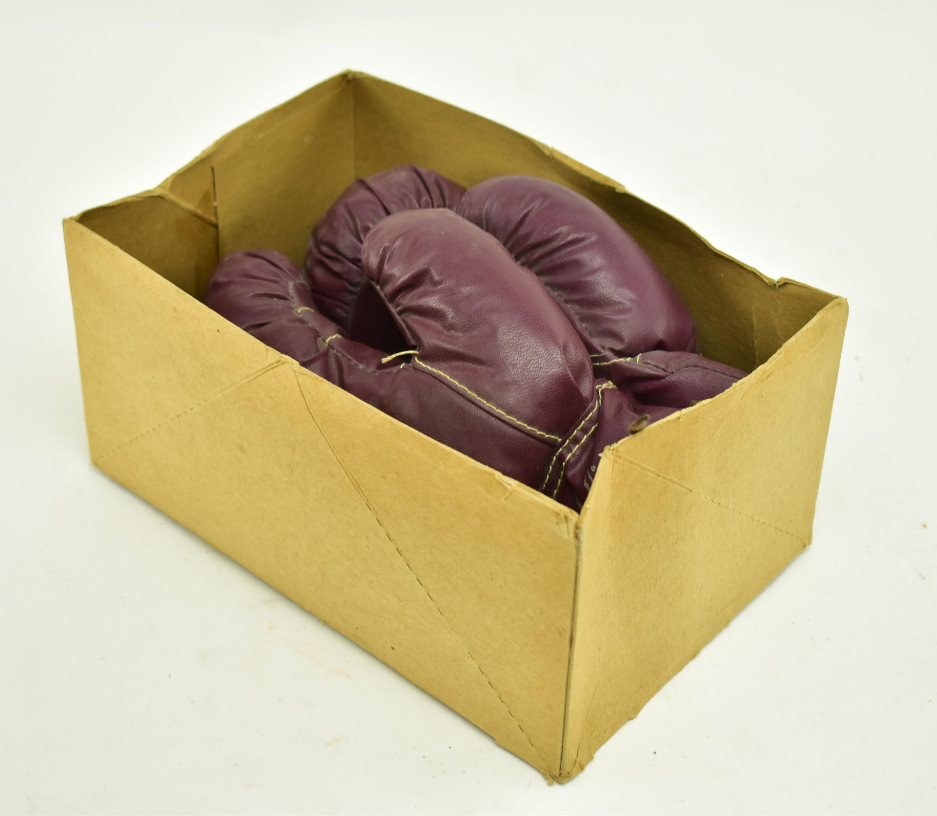 FRANKLIN - 1940S PAIR OF CHAMP BOXING GLOVES IN ORIGINAL BOX - Image 7 of 8