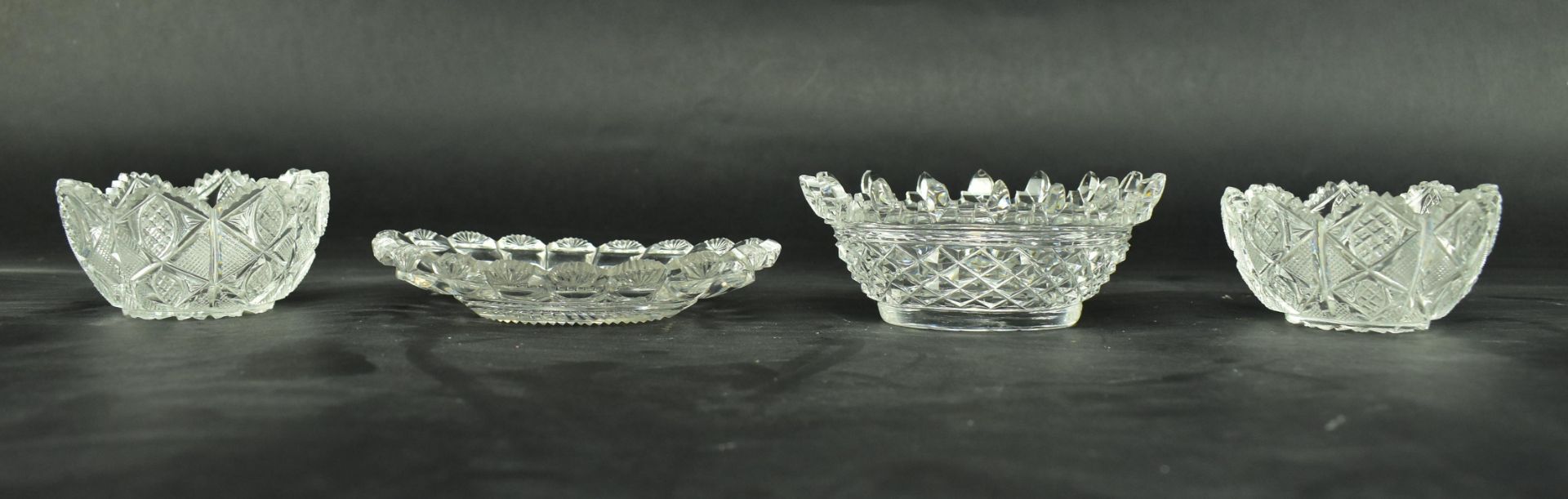 COLLECTION OF EARLY 19TH CENTURY CUT GLASS TABLEWARE