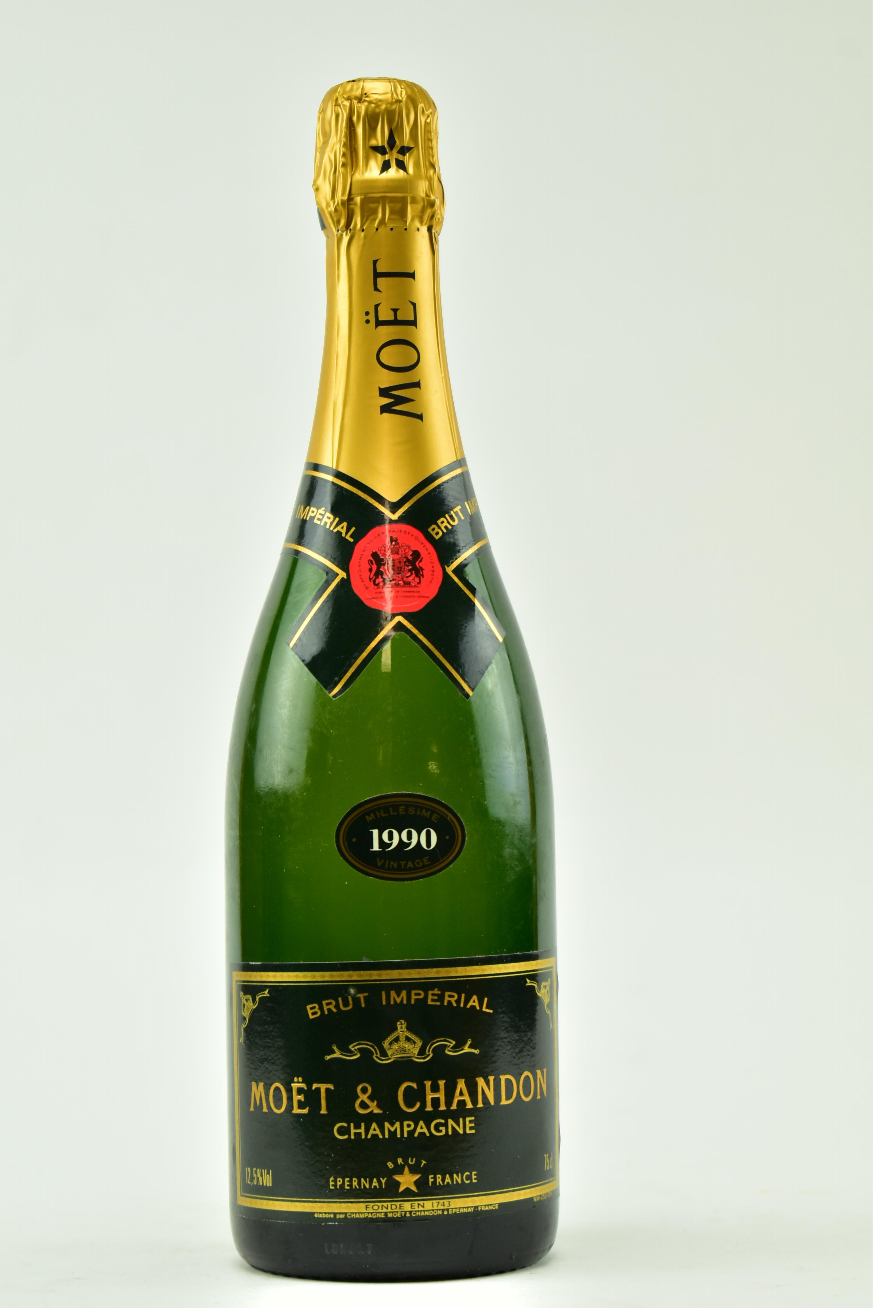 MOET & CHANDON BRUT IMPERIAL VINTAGE CHAMAPAGNE 1990 - Image 3 of 6