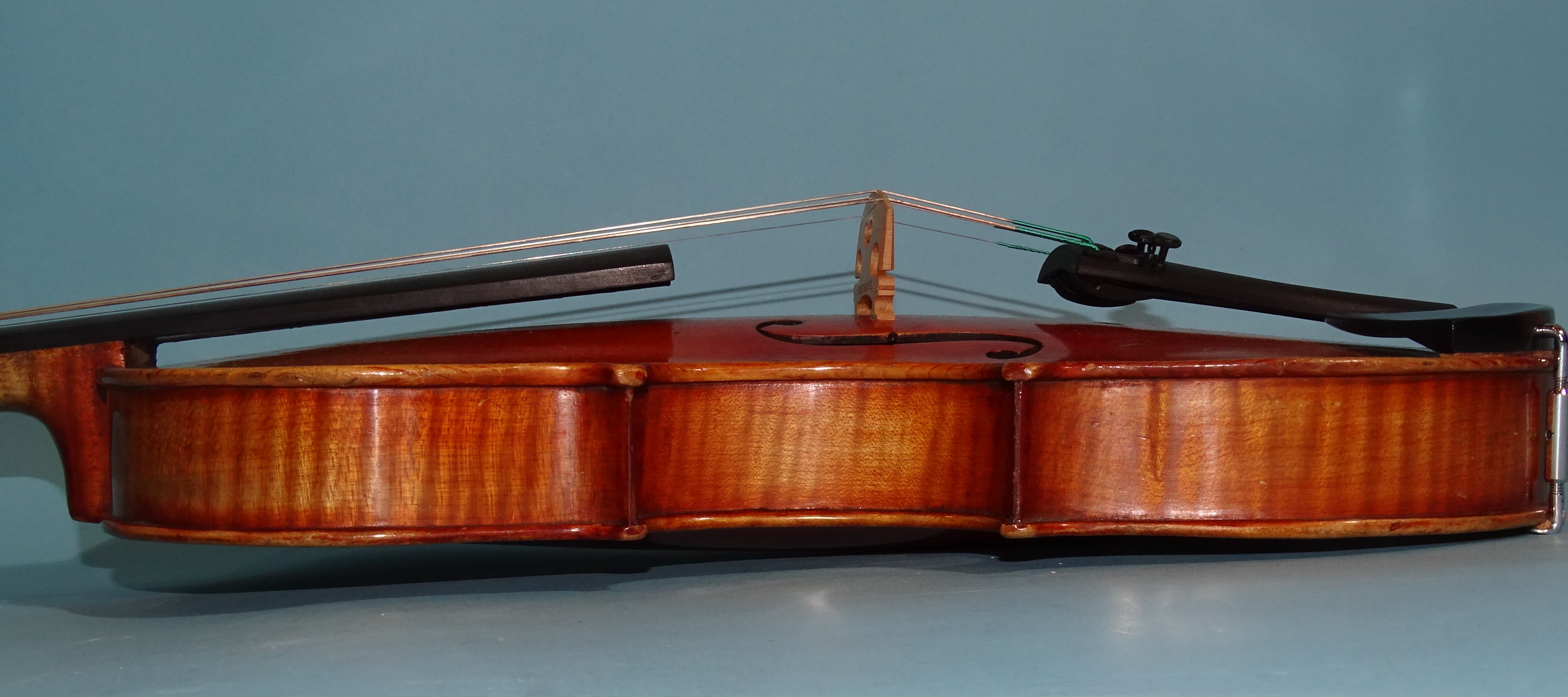 A 20th century ¾-size violin Stradivarius label, with bow, in case. - Image 4 of 8