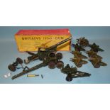 Britains, Set 2064, 155mm gun, (a/f), with one shell/shell case, (boxed), six 25-pounder Gun