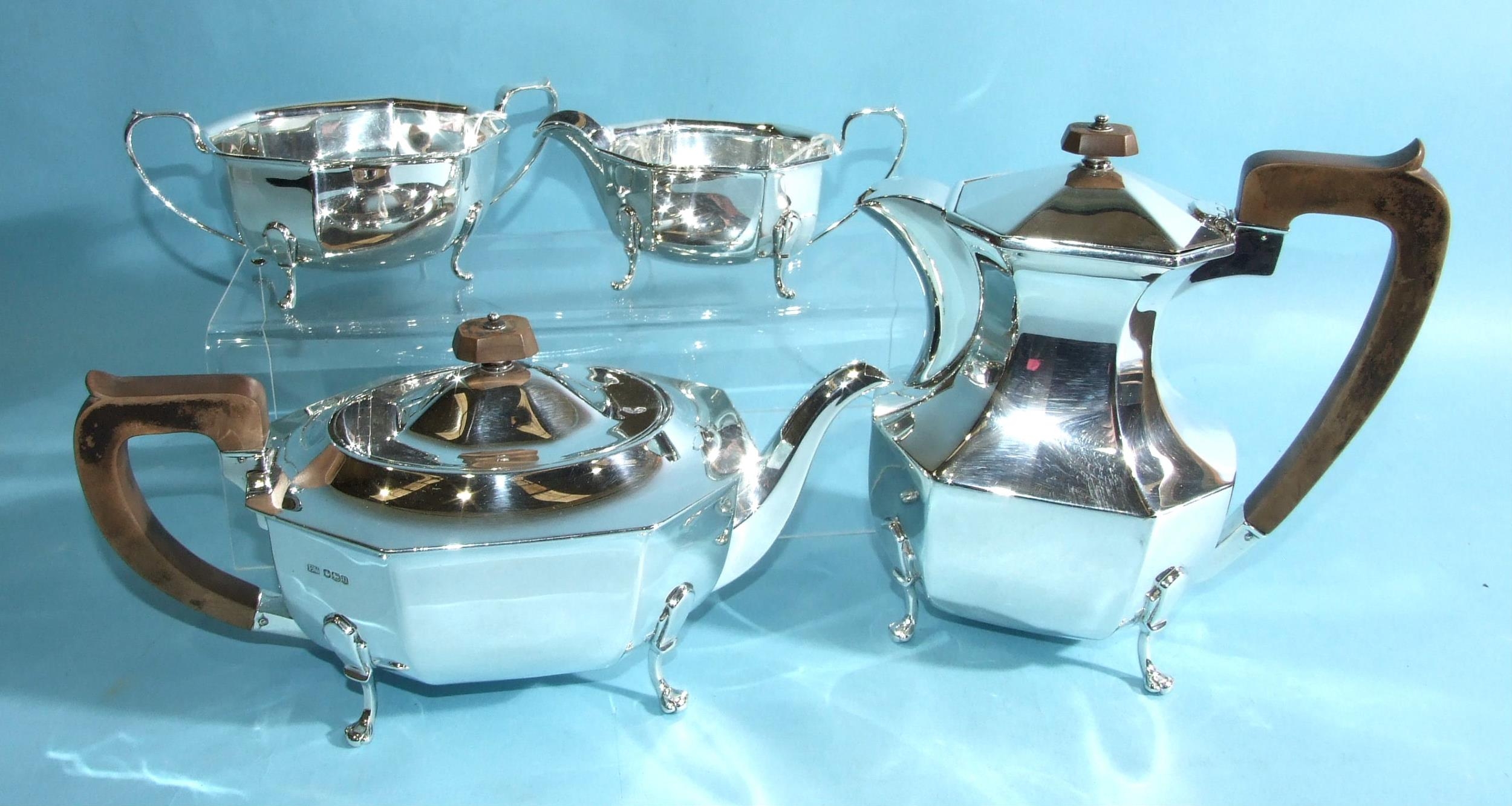 A Viners four-piece silver tea service of octagonal form, Sheffield 1937/39, total weight ___49oz.