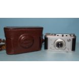 A Ducati 18x24 rangefinder sub-miniature camera, OR 6401.1, serial no.06680, with Vitor f2.8 35mm
