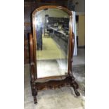A Victorian-style mahogany frame cheval mirror on shaped supports, 160cm high overall, 85.5cm wide.