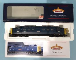 Bachmann OO gauge, 32-530DS Class 55 diesel locomotive "St Paddy" RN55001, DCC sound, (boxed).