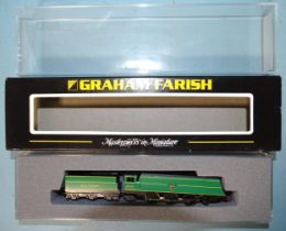 Graham Farish N gauge, 372-275 West Country Class 4-6-2 SR locomotive "Exeter" RN21C101, (boxed with