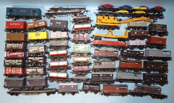 OO gauge, unboxed goods rolling stock by Bachmann, Wrenn, Hornby, Dapol, Lima and Triang,