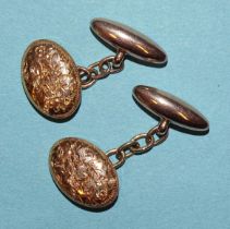 A pair of 9ct gold engraved cufflinks, 3.5g.
