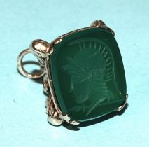 A modern 9ct gold fob seal set green quartz, gross weight 6.7g.