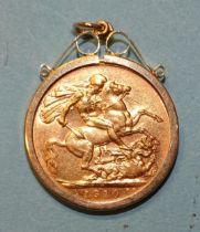 An Edward VII 1910 sovereign, Sydney Mint, in 9ct gold pendant mount, 9.1g.