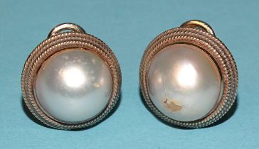 A pair of 14k yellow gold mabé pearl ear clips, 22mm diameter, 18.9g, (damage to the surface of