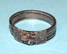 An 18th century silver fede gimmel ring of three interlocking bands, size P, 3.3g.