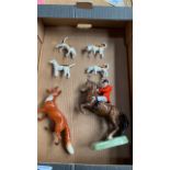 BOX-BESWICK FOX+4 HUNTING DOGS & HUNTSMAN ON HORSE (1 AF)