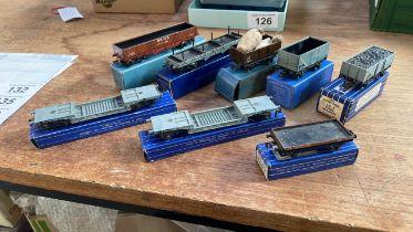 8 HORNBY DUBLO BOXED WAGONS