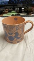 WEDGWOOD THE CORONATION OF KING GEORGE VI MUG PINK (AF)