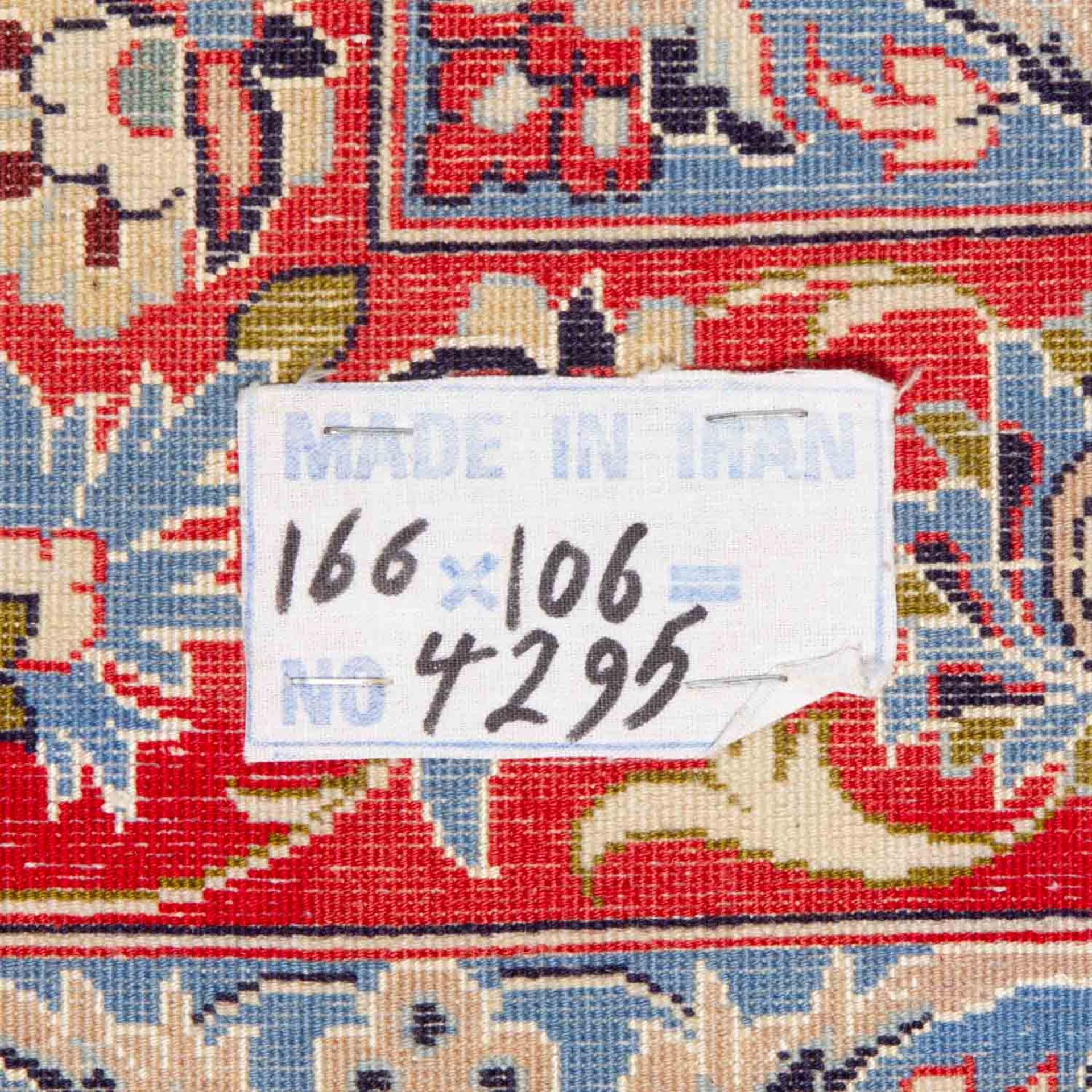 Orientteppich mit Seide. ISFAHAN/PERSIEN, 20. Jh., ca. 166x106 cm. - Bild 3 aus 7