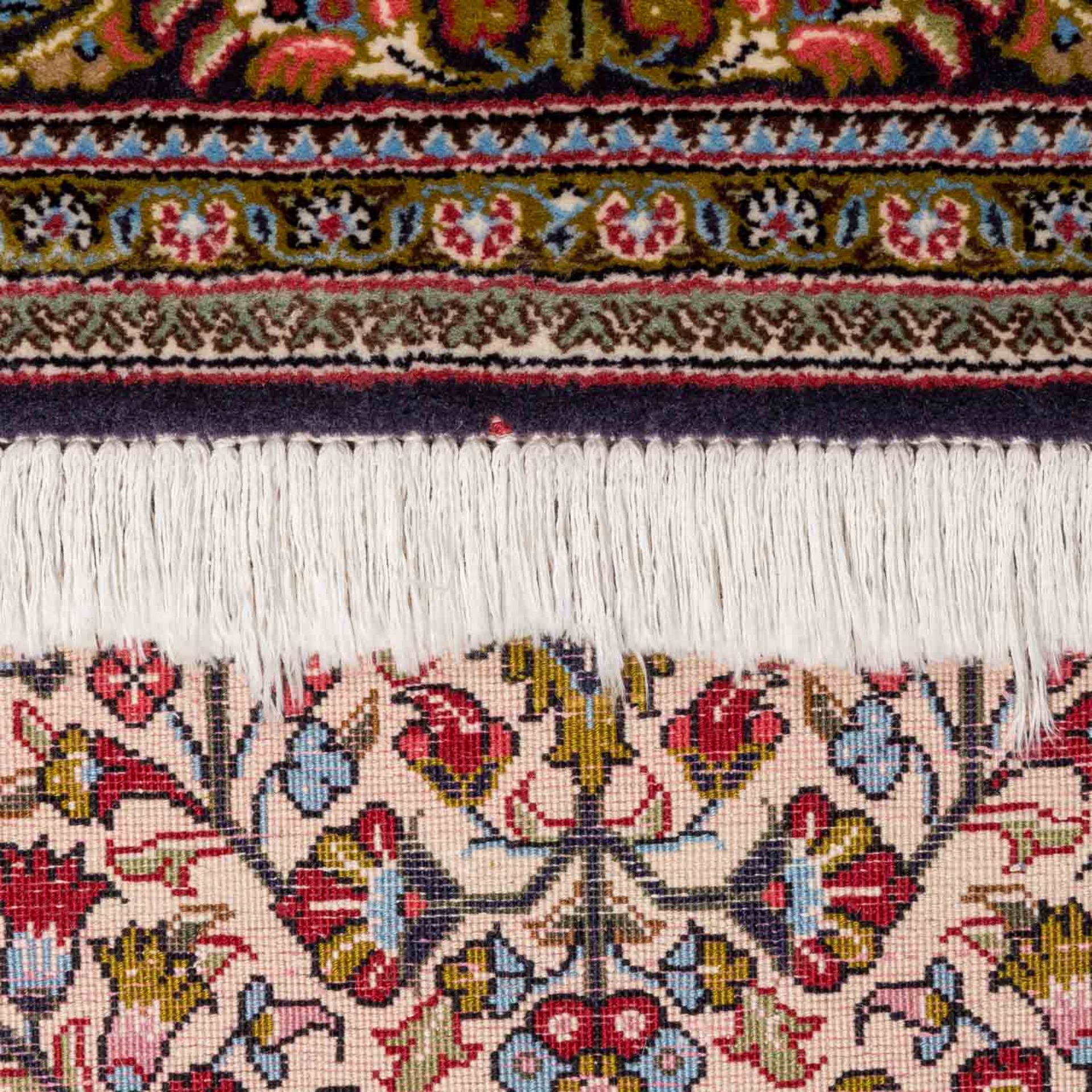 Orientteppich aus Korkwolle. GHOM/PERSIEN, 20. Jh., ca. 210x142 cm. - Bild 4 aus 5