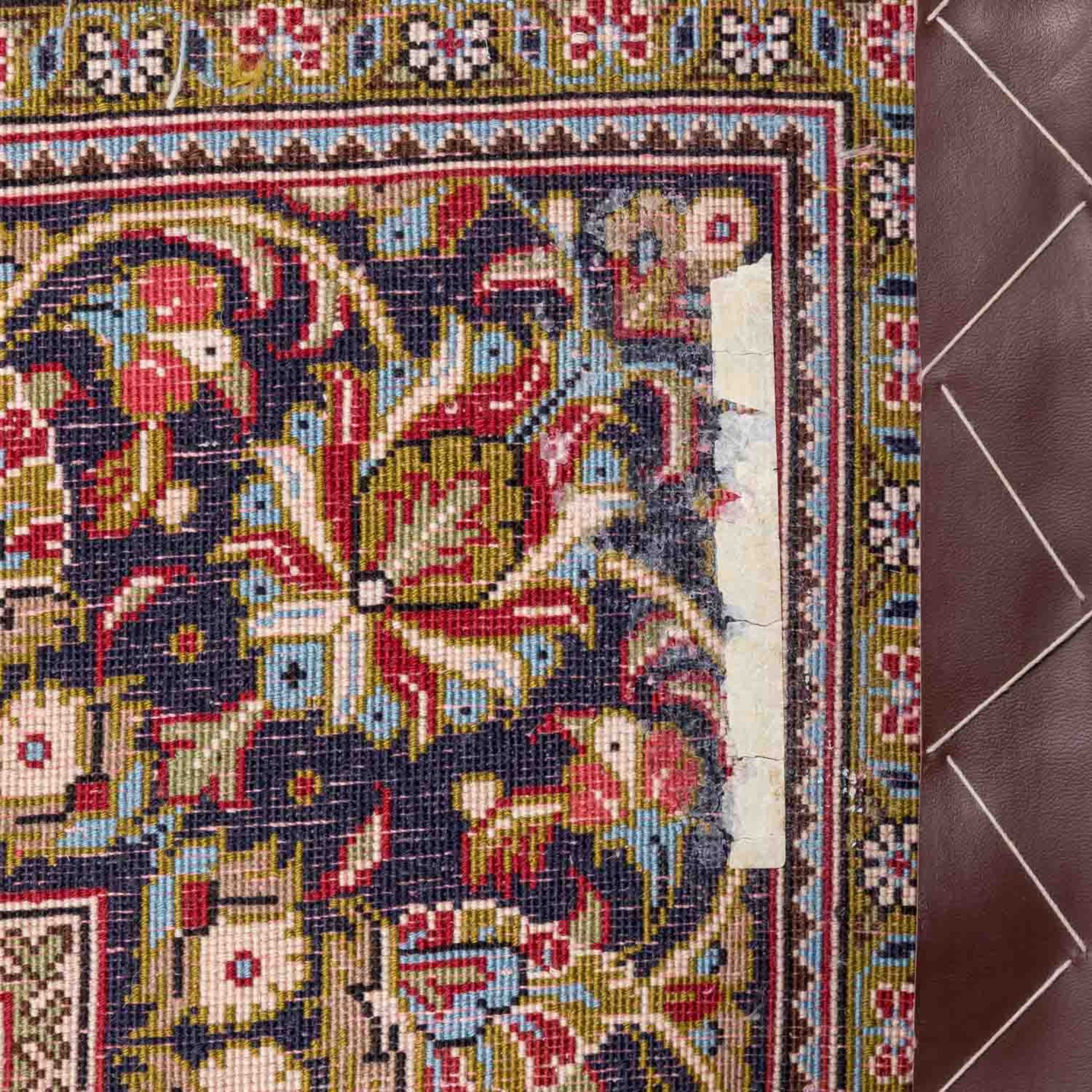 Orientteppich aus Korkwolle. GHOM/PERSIEN, 20. Jh., ca. 210x142 cm. - Bild 3 aus 5