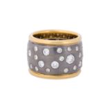 Ring mit Diamanten zus. ca. 2 ct,