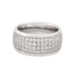 Ring mit Brillanten zus. ca. 3,1 ct,