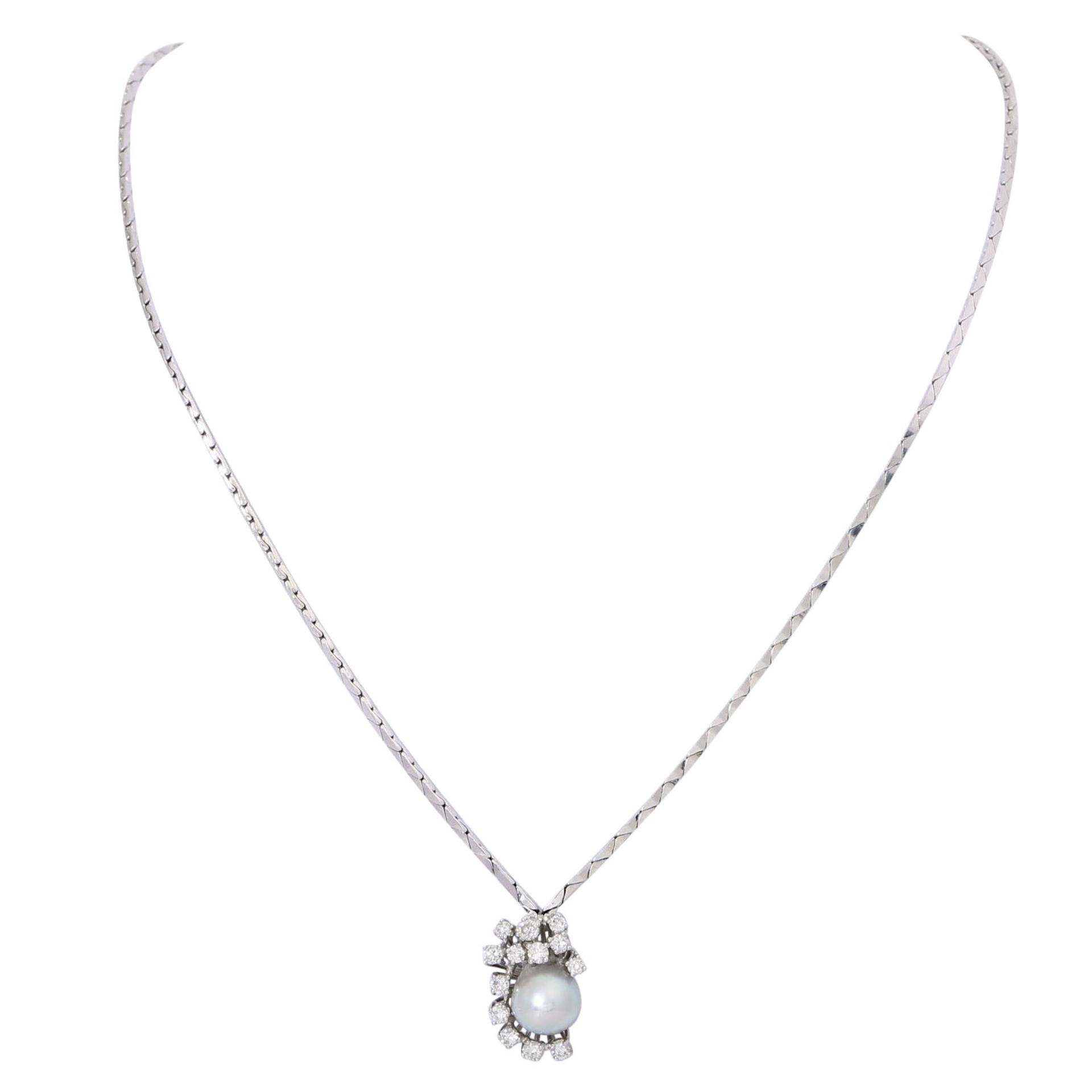 Collier mit Perle und Brillanten von zus. ca. 0,87 ct (punziert),