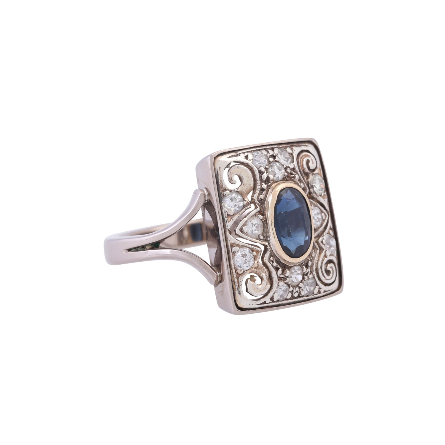 Ring mit Saphir und kleinen Diamanten,