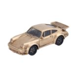 PORSCHE 930 Turbo Miniaturmodell massiv Gold,