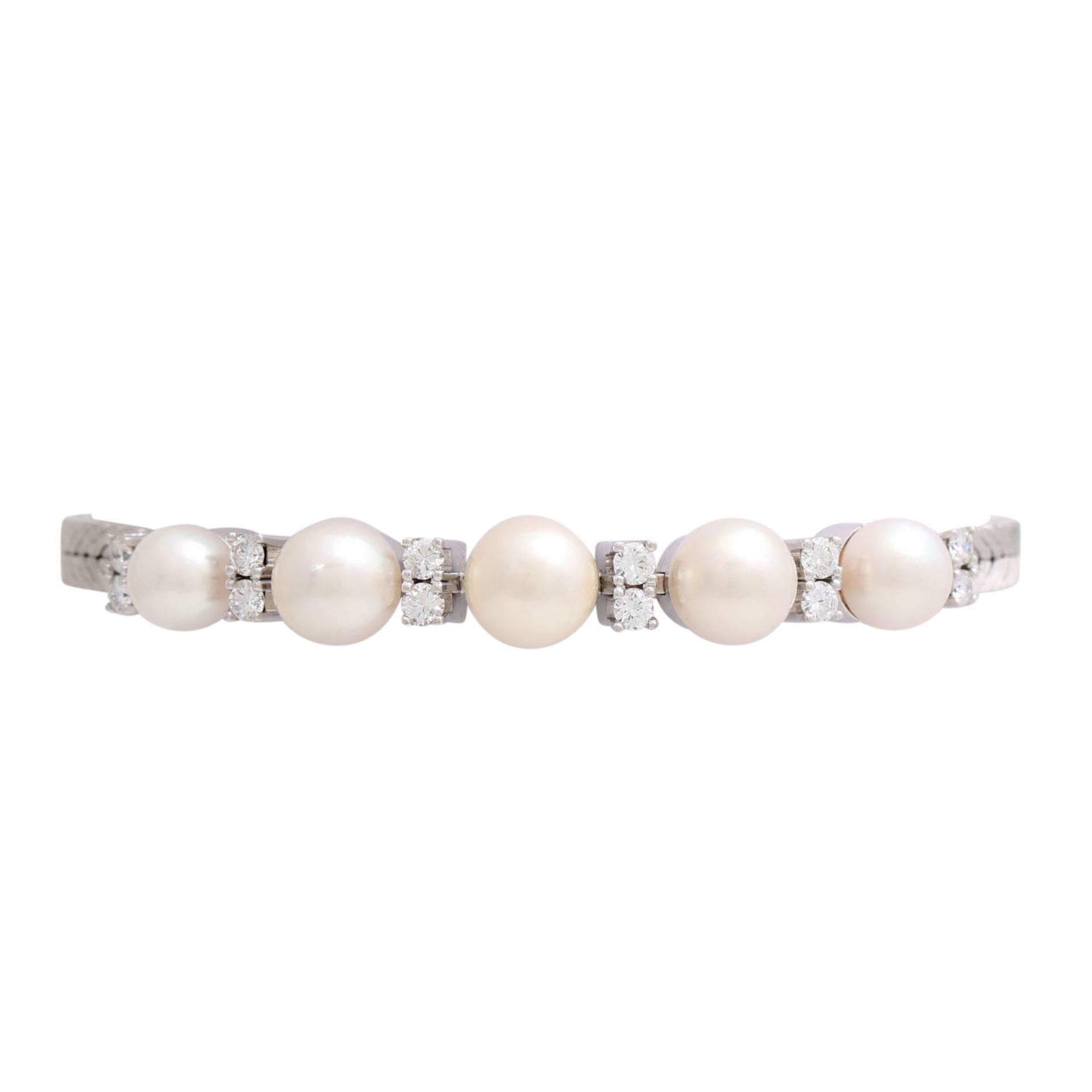 Armband mit Akoyaperlen und Brillanten