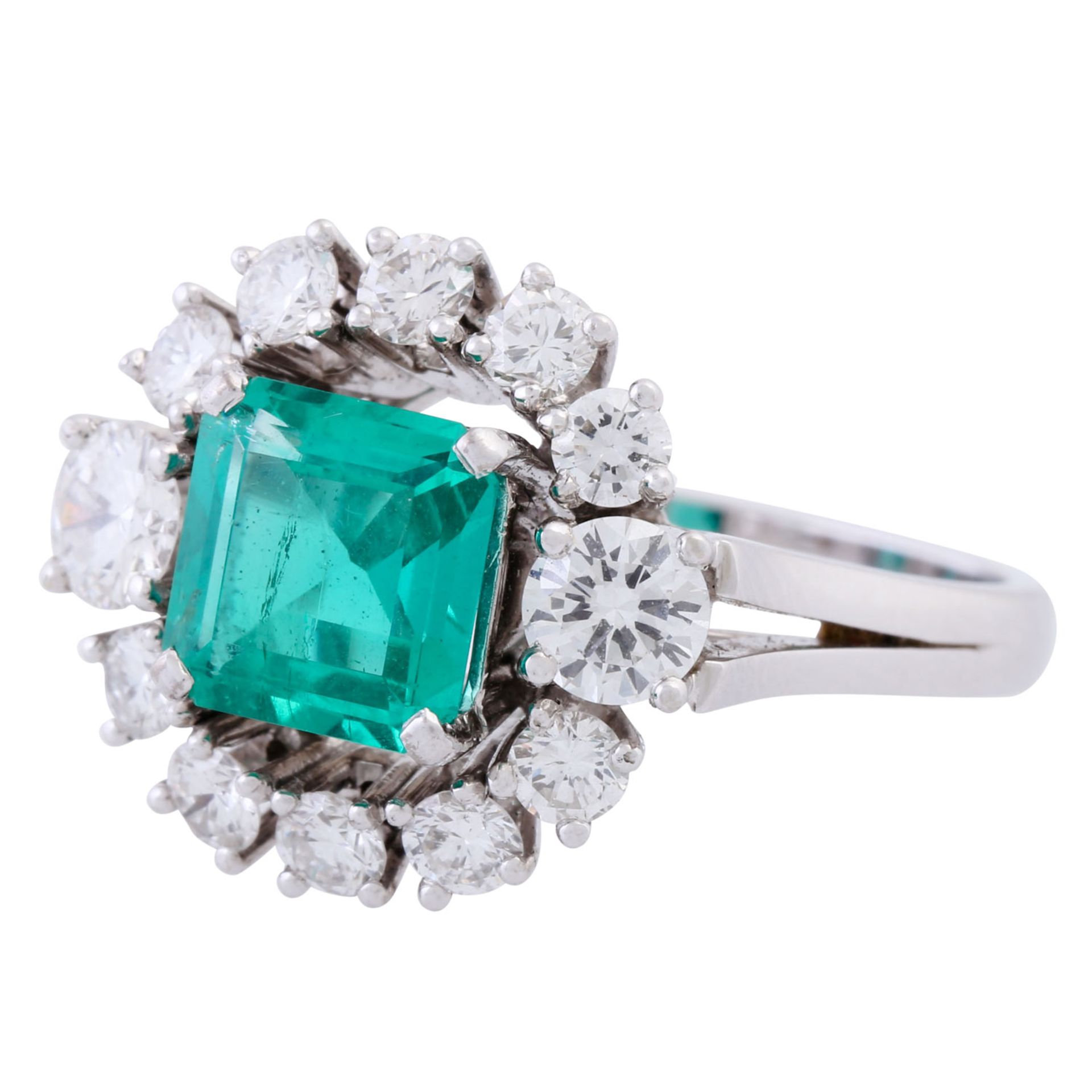 Ring mit feinem Smaragd ca. 1,6 ct und Brillanten zus. ca. 1,2 ct, - Bild 5 aus 5