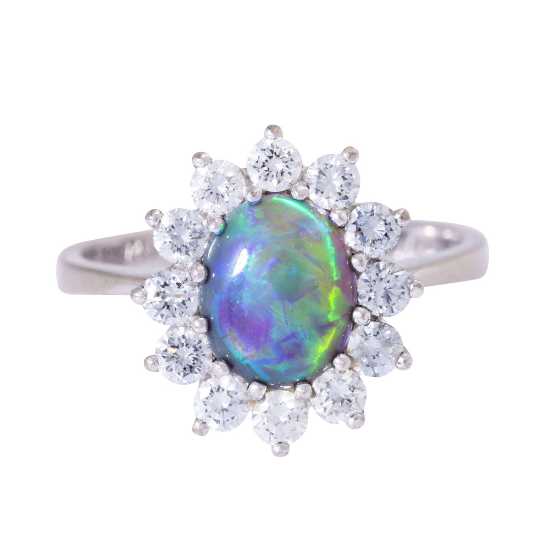 Ring mit schönem Opal entouriert von 12 Brillanten zus. ca. 0,63 ct, - Bild 2 aus 5